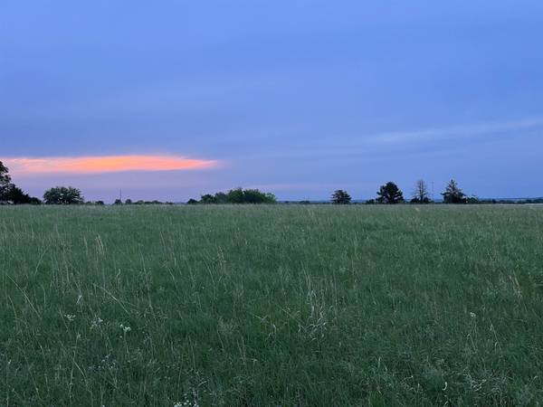 1407 W 33rd, Winfield, KS 67156