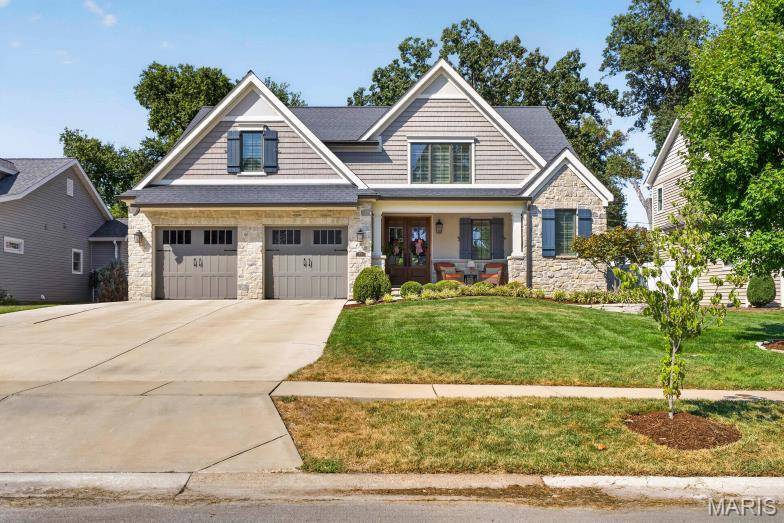 615 W Jewel AVE, Kirkwood, MO 63122