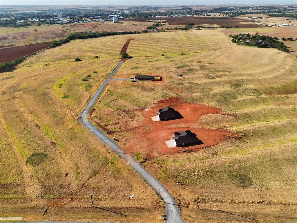 20 Lawter RD, Weatherford, OK 73096