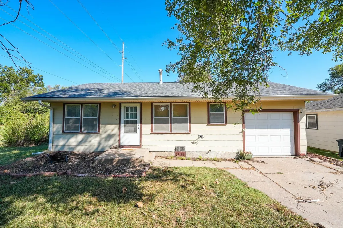 1624 W Webb Ave, El Dorado, KS 67042