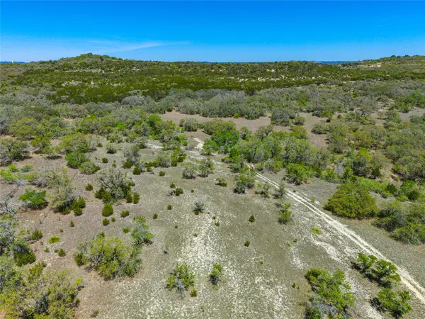 955 Upper Balcones RD, Boerne, TX 78006