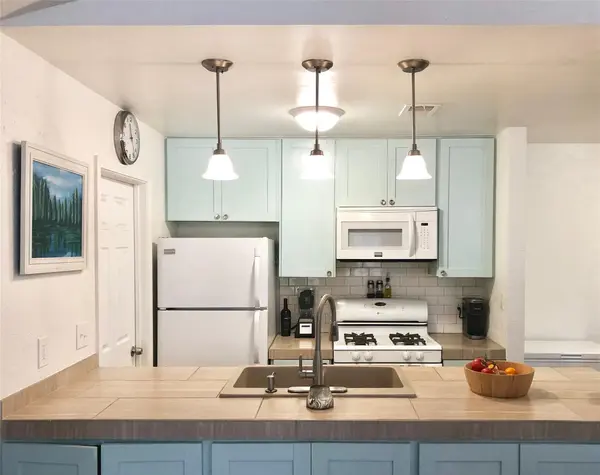 10302 Annie Oakley TRL #A, Austin, TX 78753