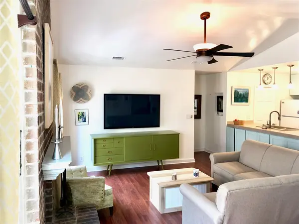 10302 Annie Oakley TRL #A, Austin, TX 78753
