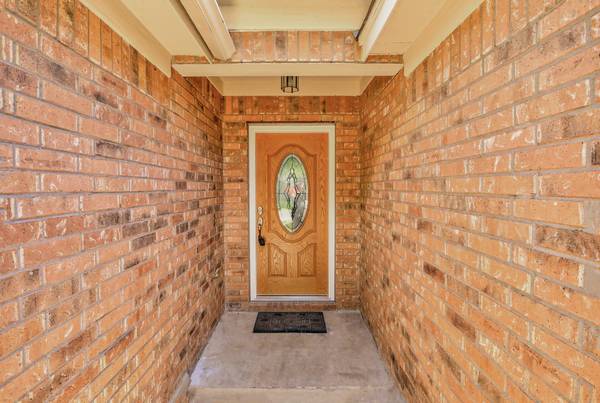 1806 Oakmont LN, Cedar Park, TX 78613