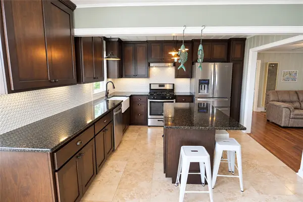 1322 Omohundro ST, Rockport, TX 78382