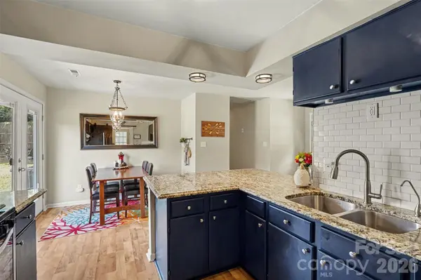 11407 Treebark DR, Pineville, NC 28134