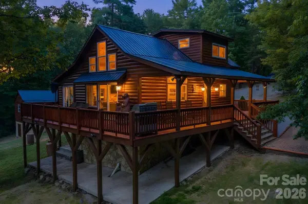 1158 Staghorn RD, Purlear, NC 28665