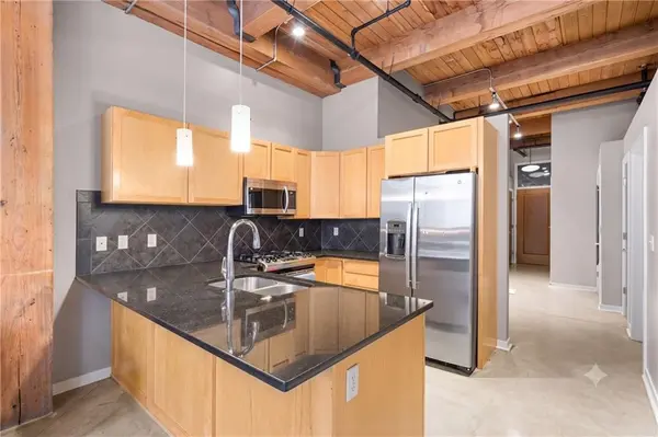 712 Broadway BLVD #401, Kansas City, MO 64105