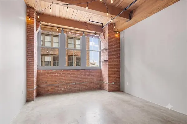 712 Broadway BLVD #401, Kansas City, MO 64105