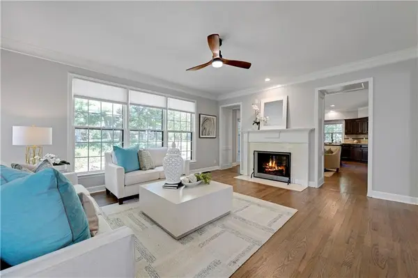 5444 W 129th TER, Leawood, KS 66209