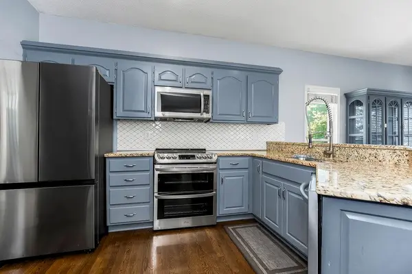 22613 W 49TH TER, Shawnee, KS 66226