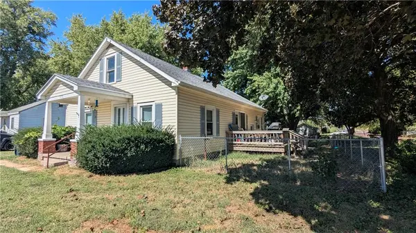 336 E Locust ST, Troy, KS 66087