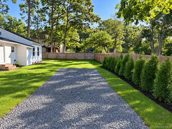 181 Cypress DR, Mastic Beach, NY 11951