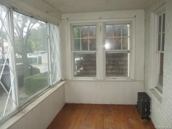 98 Marine ST, Bronx, NY 10464