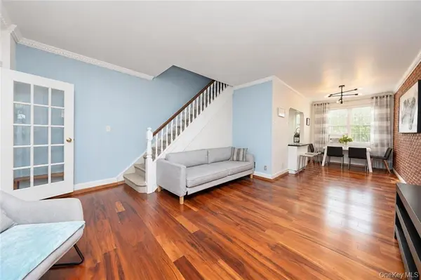 2454 E 18th ST, Brooklyn, NY 11235