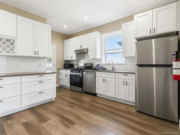 7813 58th AVE, Middle Village, NY 11379