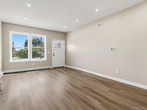 7813 58th AVE, Middle Village, NY 11379