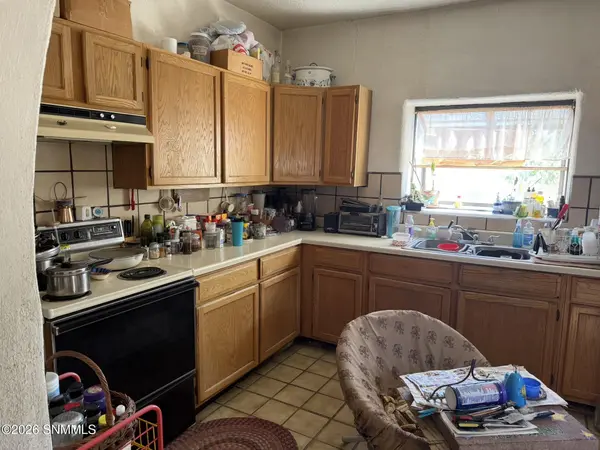 3109 Oak ST, Las Cruces, NM 88005