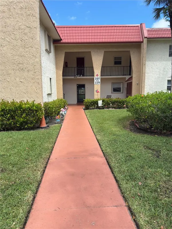 107 LAKE EVELYN DR #107, West Palm Beach, FL 33411