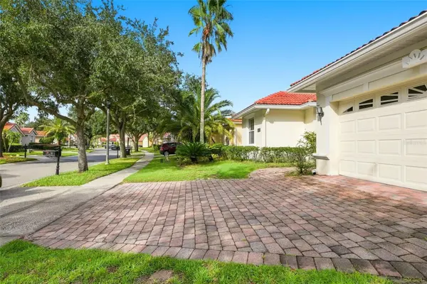929 LASCALA DR, Windermere, FL 34786