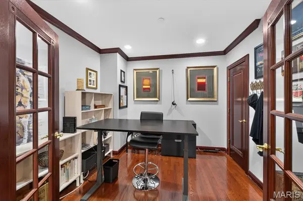 4540 Lindell BLVD #301, St Louis, MO 63108