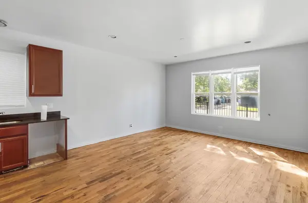 1342 E 73rd ST #1, Chicago, IL 60619