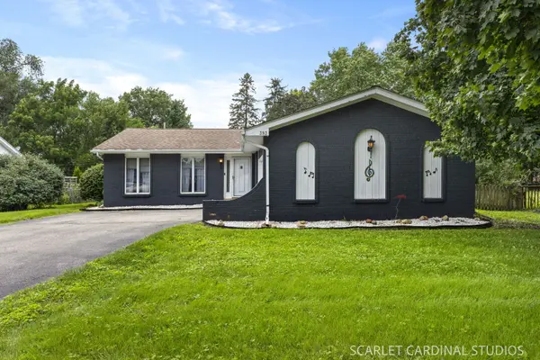393 Orion RD, Batavia, IL 60510