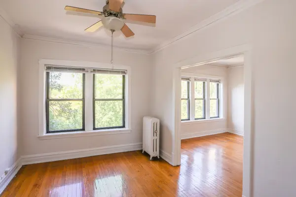 5423 S Harper AVE #3A, Chicago, IL 60615