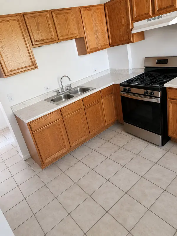 42 N Long AVE, Chicago, IL 60644