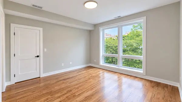 2839 W 24th BLVD #2M, Chicago, IL 60623