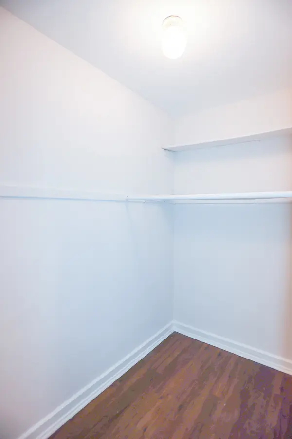 5214 S Woodlawn AVE #304, Chicago, IL 60615