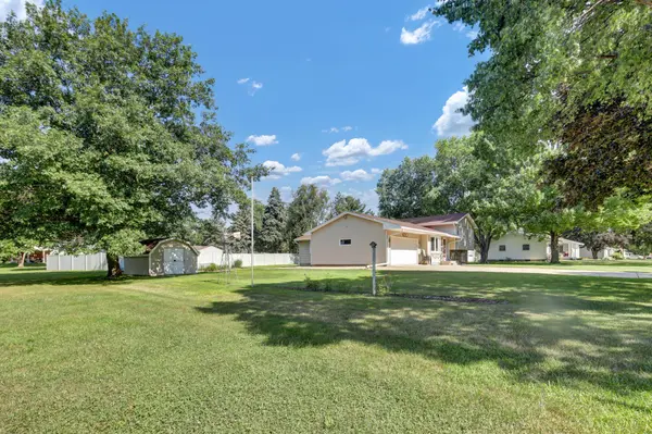 1120 W Marion ST, Lake City, MN 55041