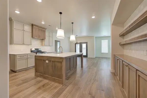 6700 NW 143rd CIR, Oklahoma City, OK 73142