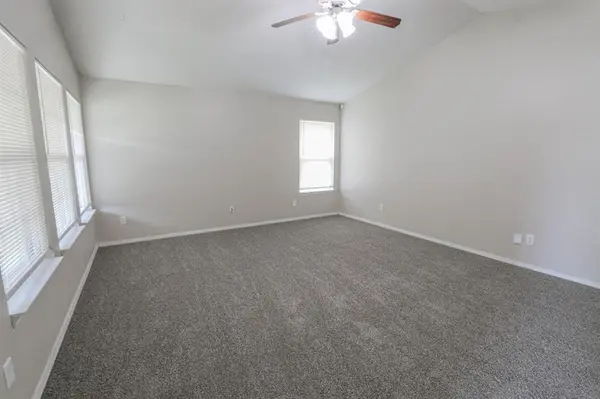 2705 NW 187th TER, Edmond, OK 73012