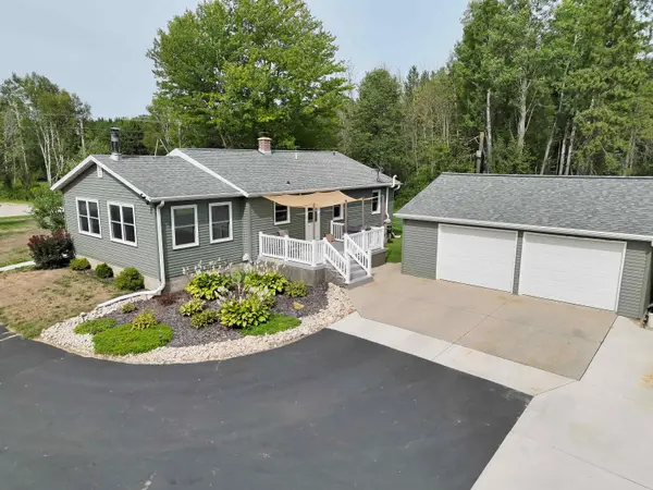 N2954 N 23RD RD, Coleman, WI 54112