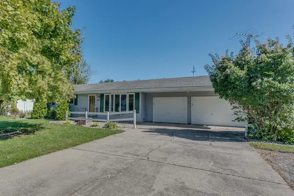310 HIGH ST, Clintonville, WI 54929