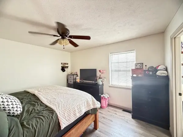 89 N E St, Hillsboro, TN 37342