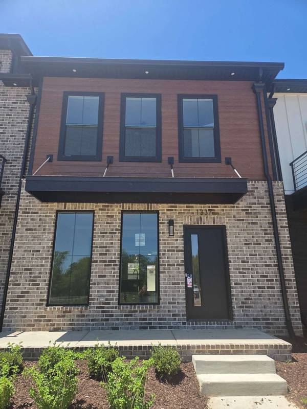 1373 Rebecca Johns Dr, Murfreesboro, TN 37128