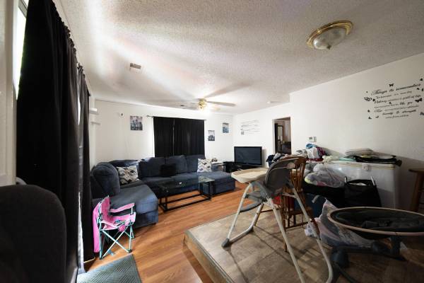 1742 N Erie Ave, Wichita, KS 67214