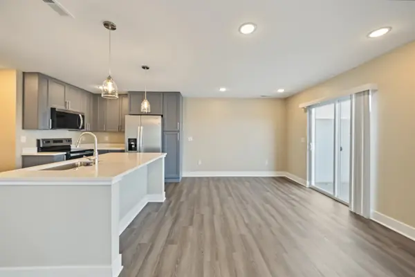 1224 Steve Hawley Ln., Salina, KS 67401