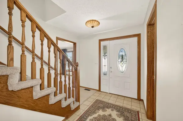 4364 N Eagle Lake Ct, Bel Aire, KS 67220