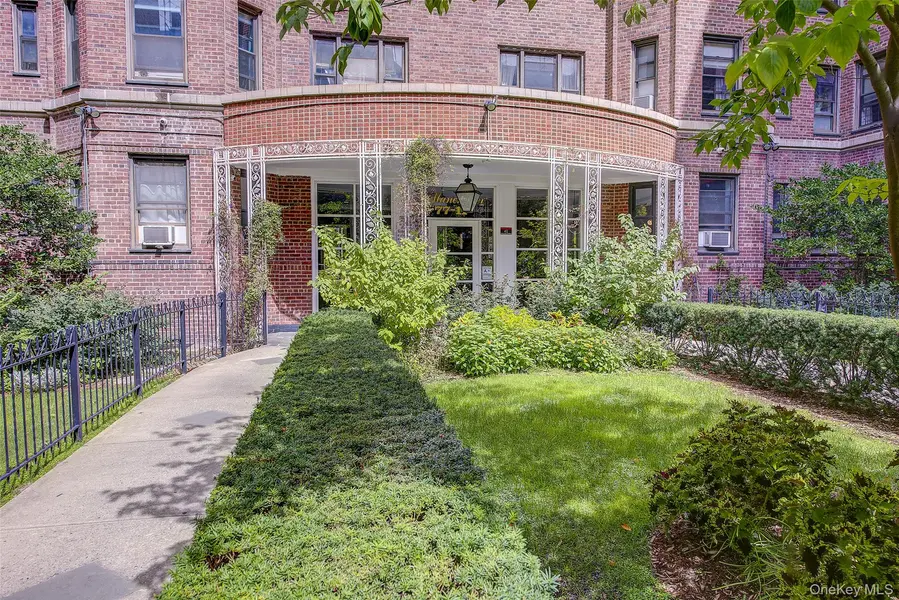 77-11 35th AVE #1S, Jackson Heights, NY 11372