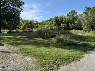 103 Davis ST, Carterville, IL 62918
