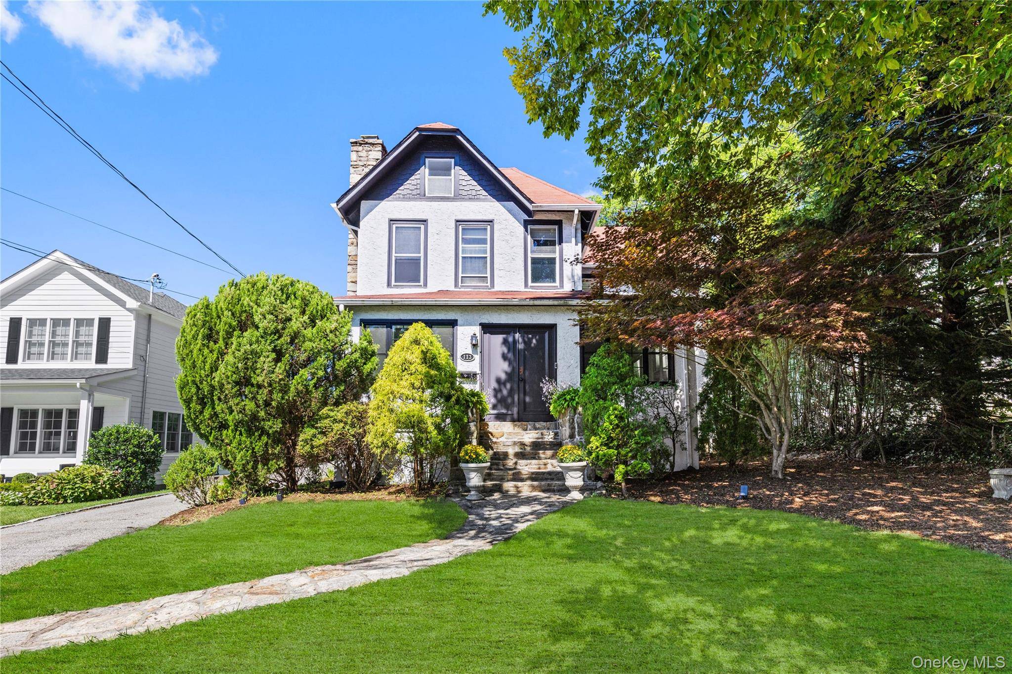 113 Brambach RD, Scarsdale, NY 10583