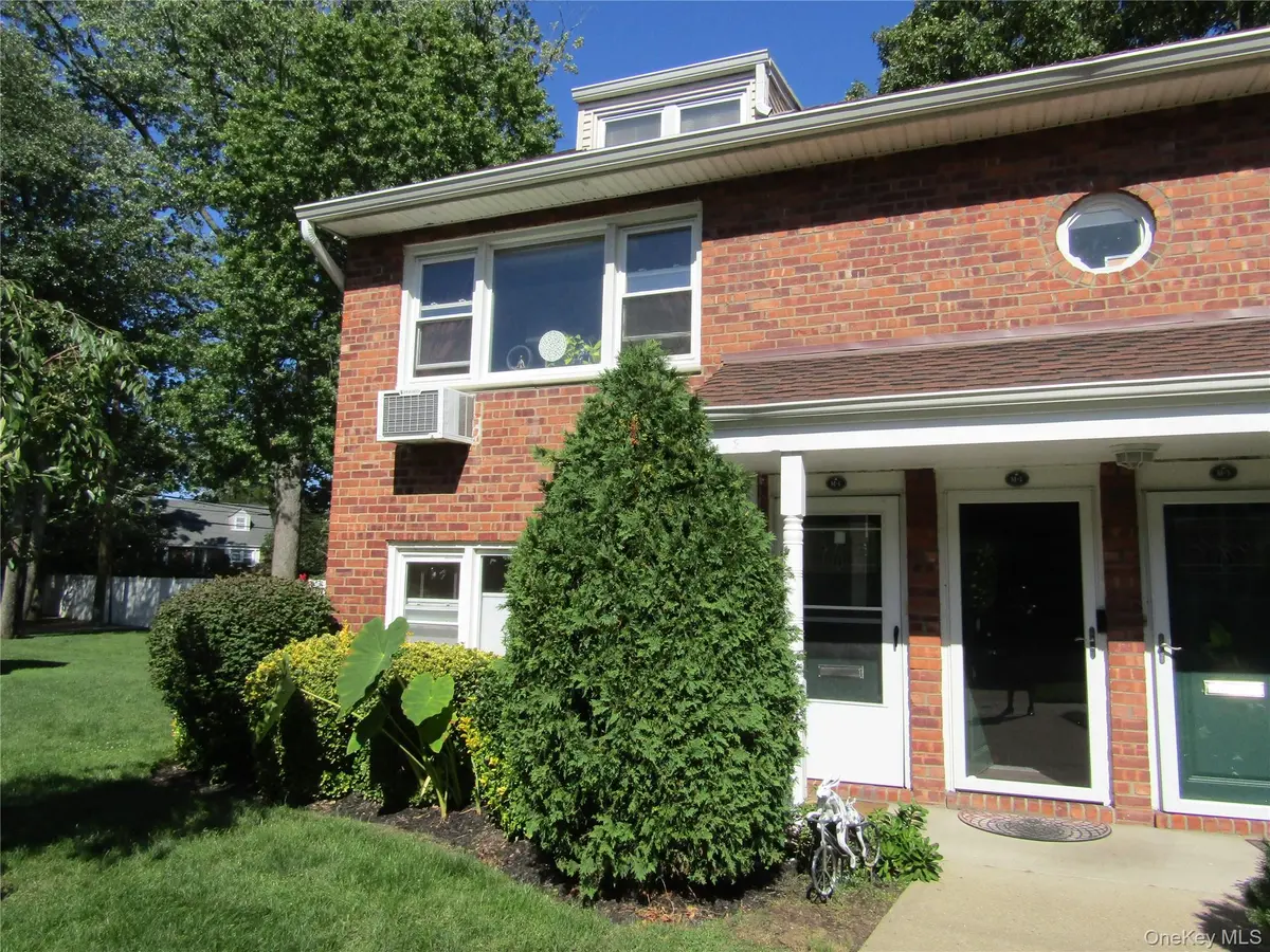 1600 Grand AVE #M1, Baldwin, NY 11510