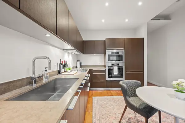 210 Lavaca ST #1902, Austin, TX 78701