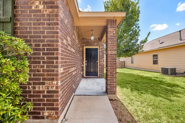 1200 Reagan Wells DR, Hutto, TX 78634