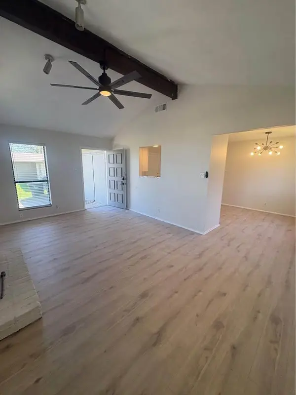 4009 Hillside DR, Round Rock, TX 78681