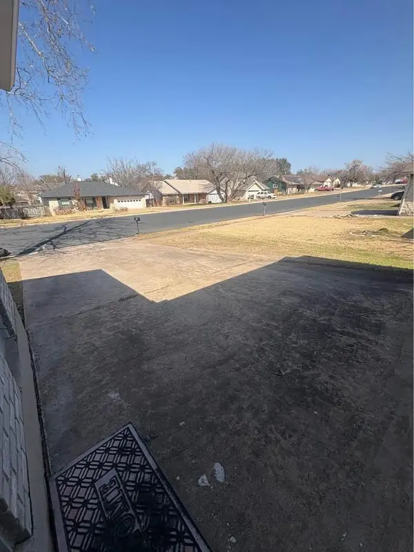 4009 Hillside DR, Round Rock, TX 78681