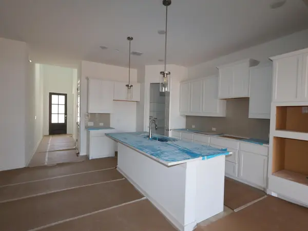 804 Corvallis DR, Leander, TX 78641